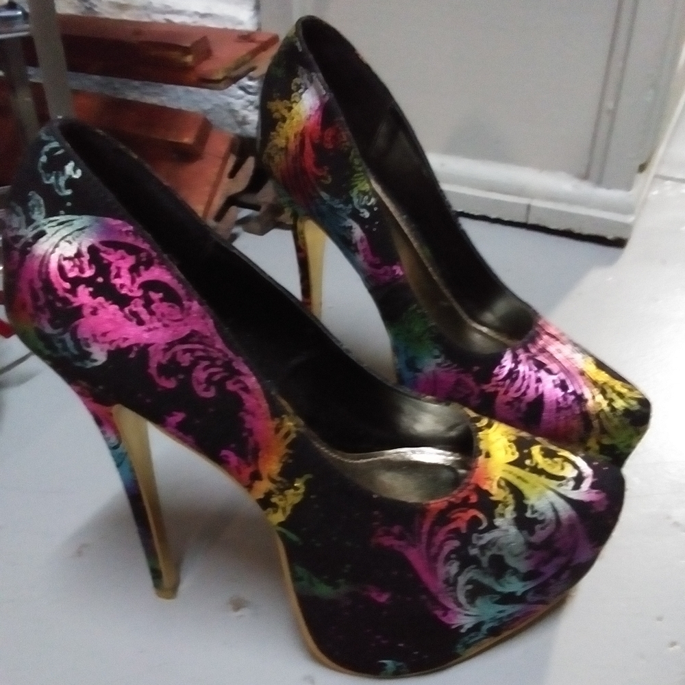 Alba high heels
